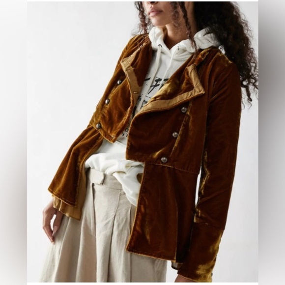 Free People Faye Velvet‎ Jacket in Warm Tobacco Size Small brand new - Picture 1 of 6
